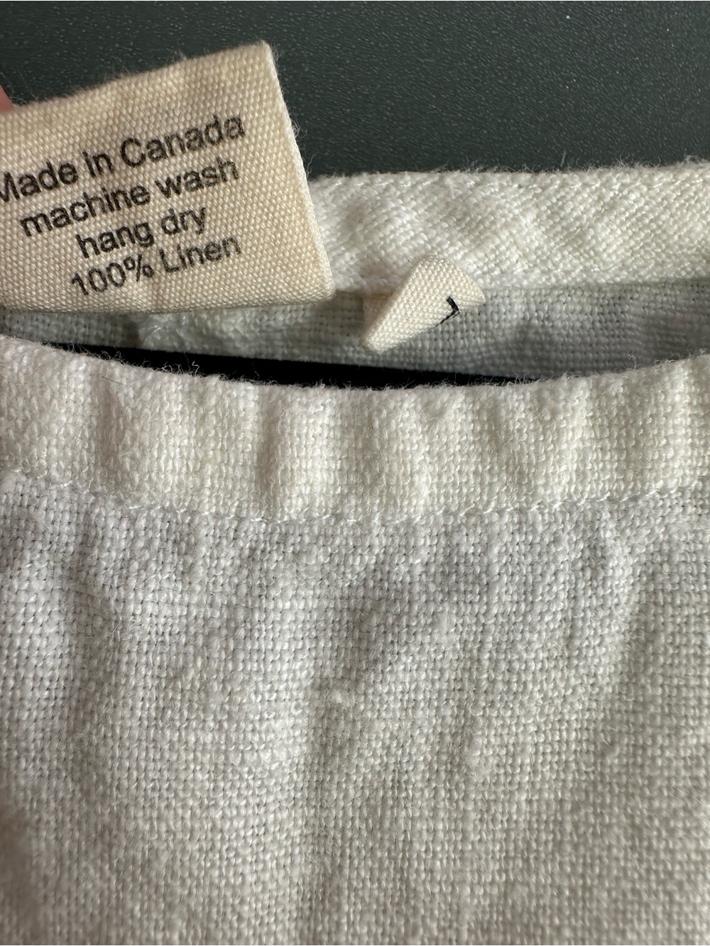 Shelter Linen tank top size XL - Picture 3 of 3